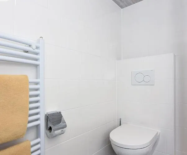 Pradler Erdgeschoss 게스트하우스 3*